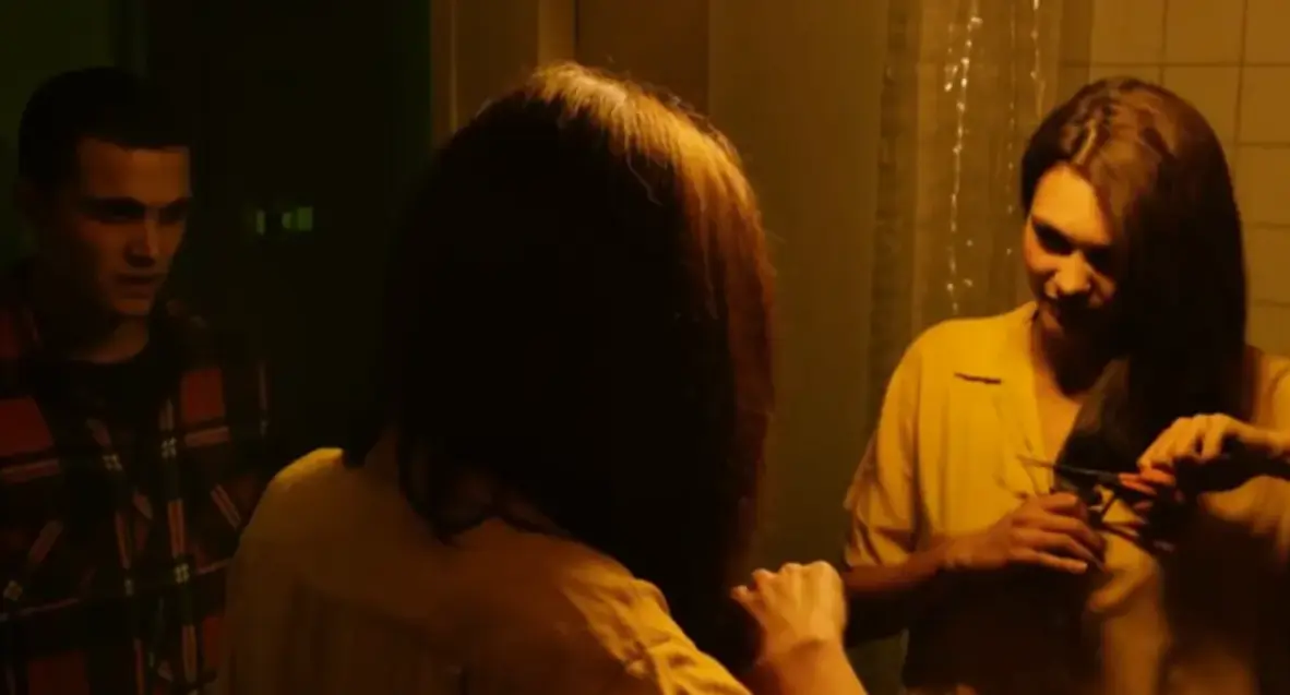 《爱恋》电影在线高清完整版免费看-爱恋无广告1080P超清资源-全网同步更新无删减放送