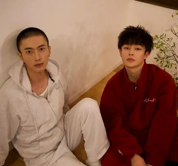 2025双男主短剧《这见鬼的工作》全集免费观看-《这见鬼的工作》1080P高清画质国语版在线播放