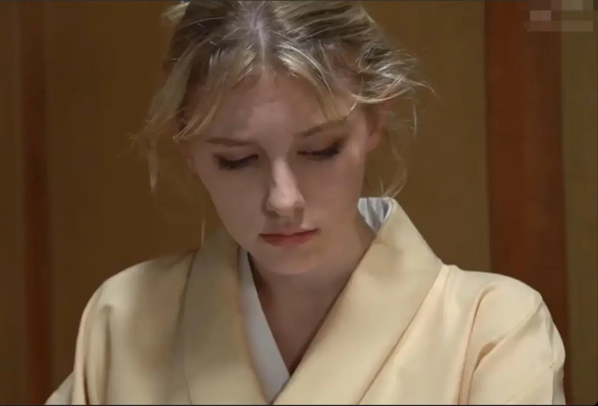 《少女的忠诚》1080P超清无广告免费观看-麦乐迪主演少女的忠诚未删减电影全集在线播放