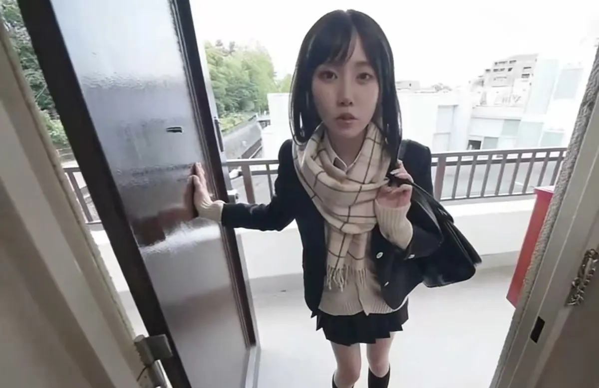 《泡在我家的辣妹-真人版》HD高清在线观看 - 《泡在我家的辣妹》满天星系列无删减全集 - 免费播放1080P蓝光画质
