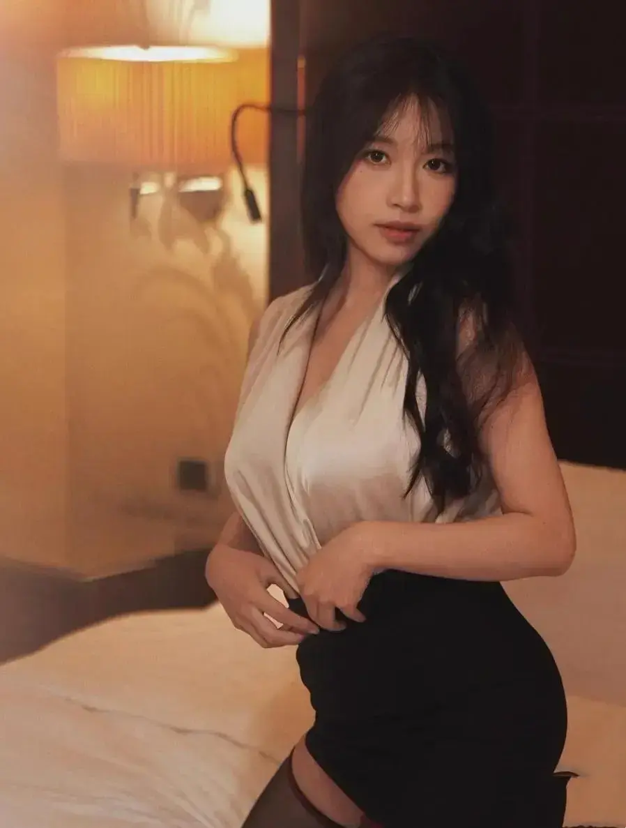 《小凤新婚》全集完整版在线免费观看-苏畅艾熙双人演绎-小凤新婚高清无删减无弹窗秒播放