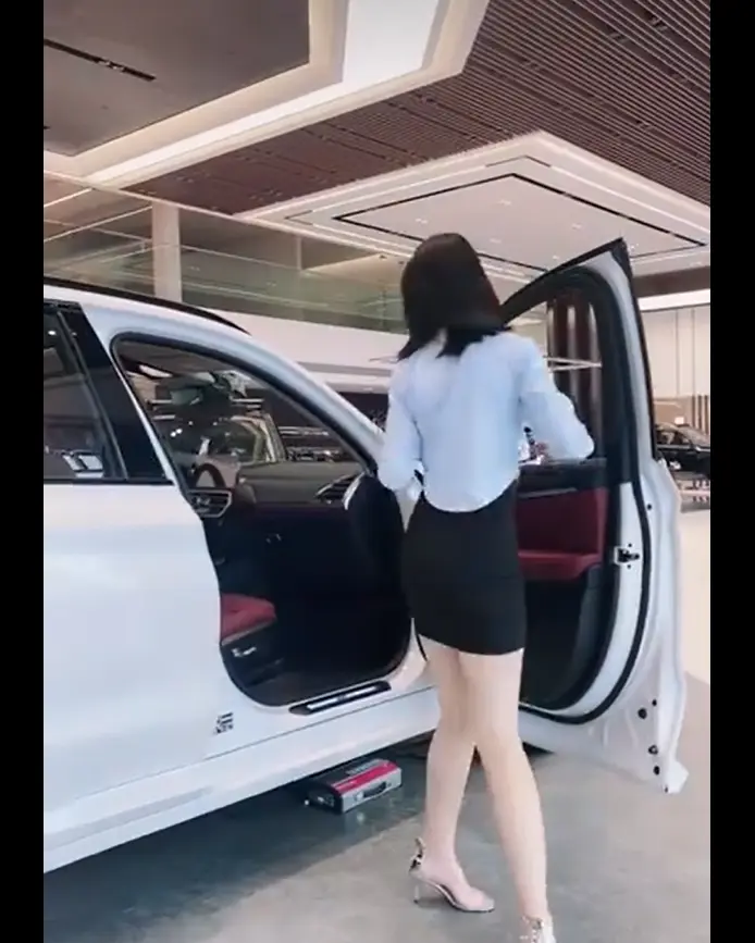 佳木斯新玛特迪桑特女销售导购实录1080P高清成片无删减 - 全系列视频免费在线看 - 佳木斯新玛特迪桑特女销售导购日常与东北专柜全收录