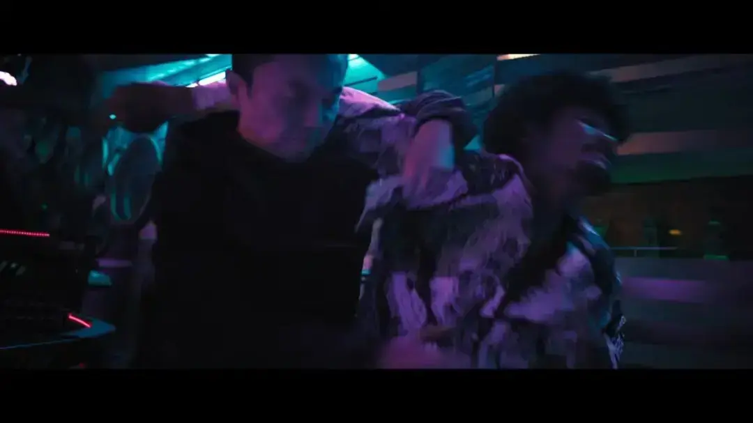 《火遮眼》HD 中字未删减完整版在线观看-《火遮眼》谢苗孤胆英雄动作片免费播放-《火遮眼》2K 修复版全集阿里云盘迅雷下载