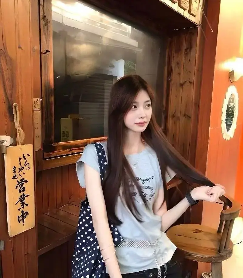 《抖音戴馨菲》高清完整版在线观看-全季无删减资源-夸克网盘蓝光下载
